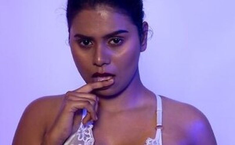 Sanchita hot desi model taking massage riding desi sex